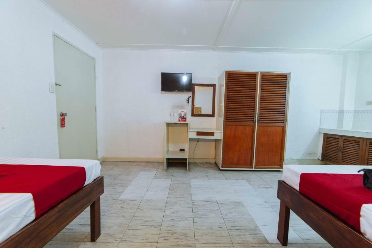Reddoorz Premium @ Clarkview Angeles City Exterior photo